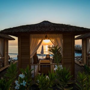 Hotel Nirvana Lagoon Villas Suites and Spa