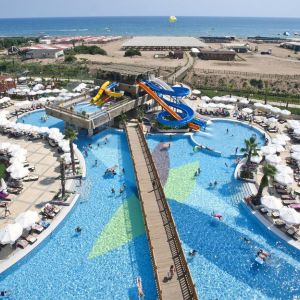 Hotel Crystal Palace Luxury Resort and Spa