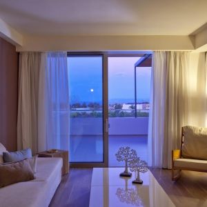 Hotel Avra Imperial Beach