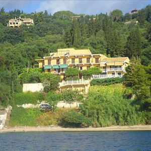 Meltemi Coast Suites
