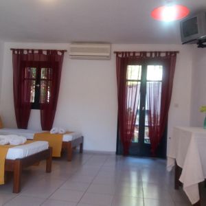 Kri Kri Village