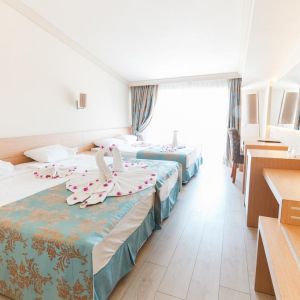 Loceanica Beach Resort