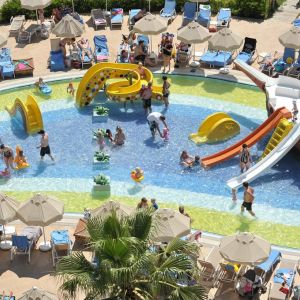 Hotel Seaden Sea World Resort and Spa