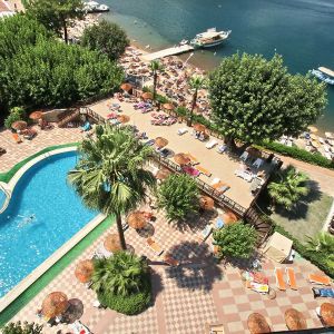 Hotel Golmar Beach