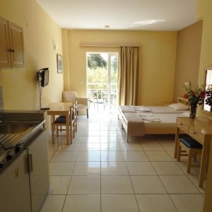 Hotel Apollon Palatanias