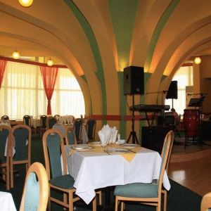 Hotel Alunis