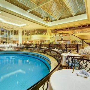 Hotel Aurora Oriental Resort