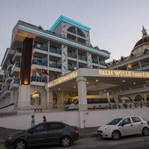 Palm World Side Resort