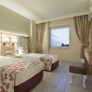 Hotel Royal Garden Beach