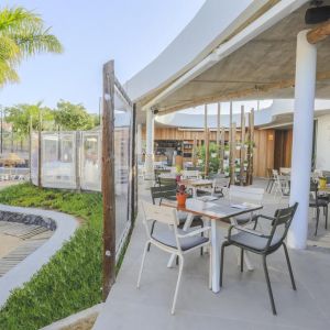 Hotel Baobab Suites