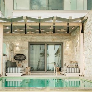 Blue Carpet Luxury Suites