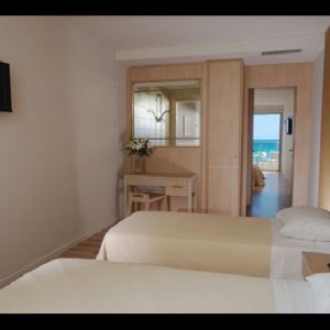 Hotel Anthoussa Beach Resort and Spa