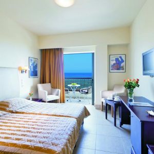 Hotel Santa Marina Beach