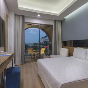 Dosinia Luxury Resort