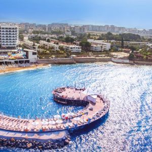 Azura Deluxe Resort and Spa