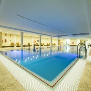 Hotel Monarque Cendrillon