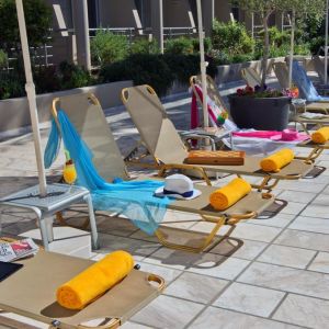 Minos Aparthotel