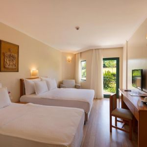 Miramare Queen Hotel