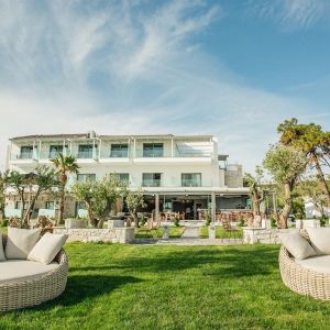 Blue Carpet Luxury Suites