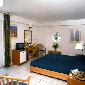 Heronissos Hotel