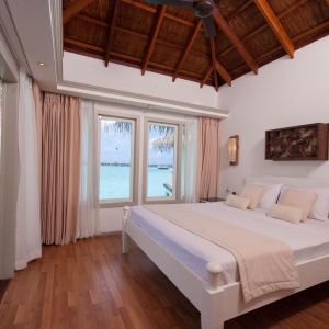 Hotel Chaaya island Dhonveli Beach
