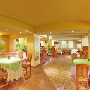 Complex Hotelier Eden