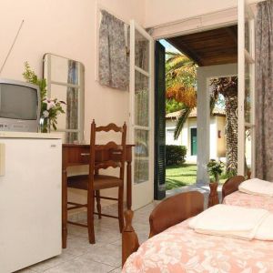 Hotel Mimoza Beach