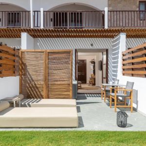 Costa Lindia Beach Resort