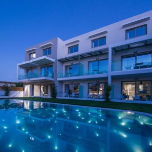 Mary Hotel and Mary Royal Suites