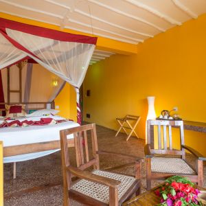 Hotel AHG Waridi Beach Resort and SPA