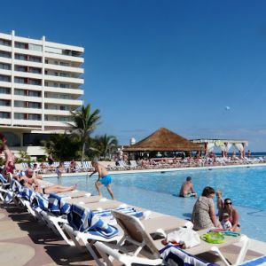 Hotel Crown Paradise