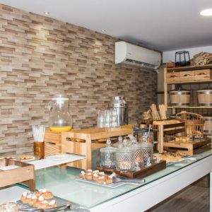 Hotel Yianna Caravel