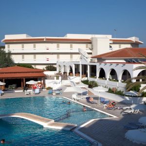 Hotel Niriides Beach