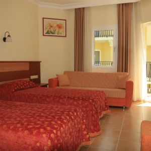 Mavruka Hotel