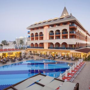 Hotel Orange Palace Side