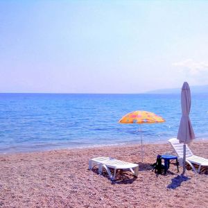 Salonikiou Beach Deluxe Apartments