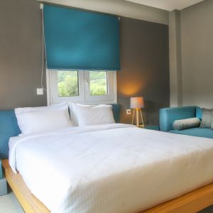 Royal Hotel Polichrono
