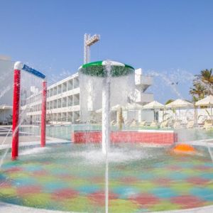 Nicholas Color Hotel