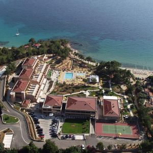 Hotel Royal Paradise Beach Resort and Spa