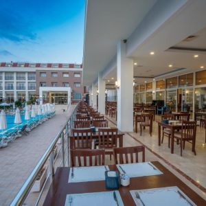 Hotel White Liliyum