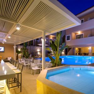 Hotel La Stella Apartments and Suites