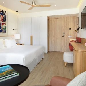 H10 Croma Malaga