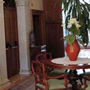 Hotel Ateneo
