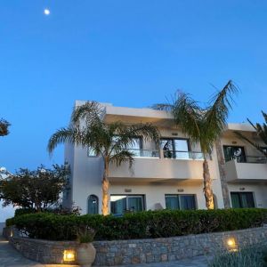 Kyknos Beach Hotel and Bungalows