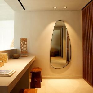 The Syntopia Hotel