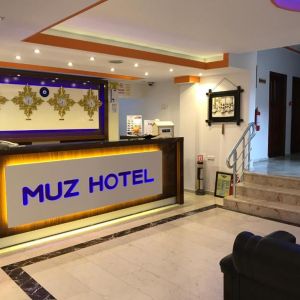 Muz Hotel