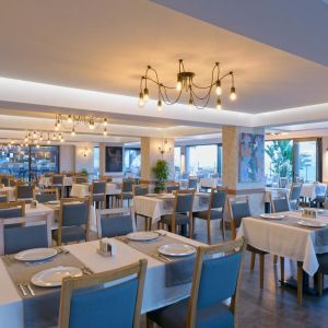 Floria Beach Hotel