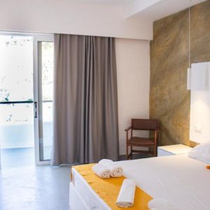 Hotel Ladiko Inn