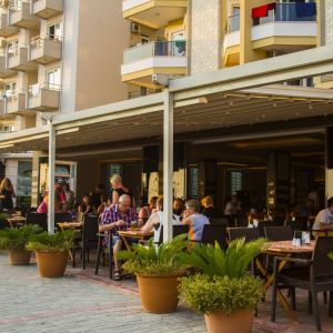 Hotel Kleopatra Ada Beach
