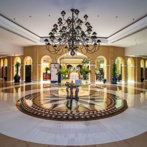 Hotel Savoy